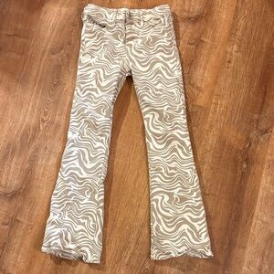 Abercrombie Kids Zebra Beige & White Swirl Pattern High Rise 11/12 Flare Pants